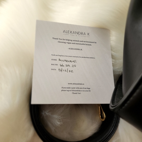Alexandra K Handbag (vegan) - Picture 6 of 8